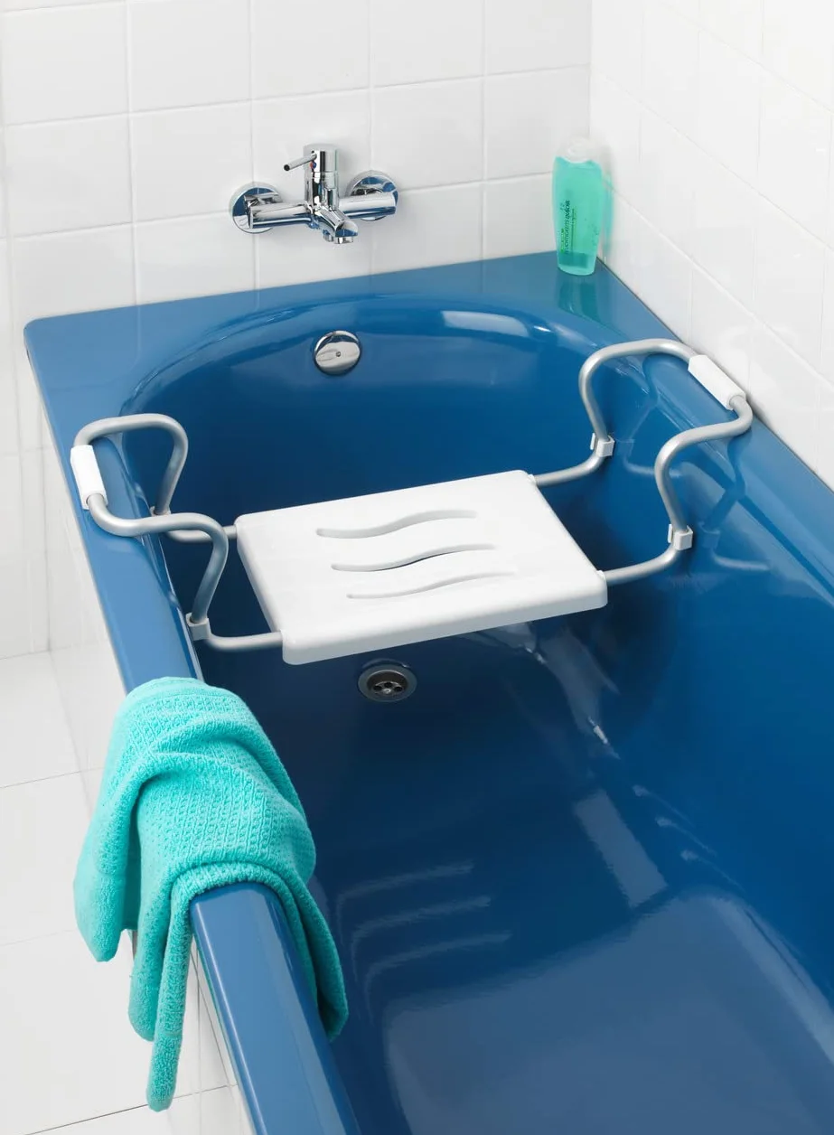 WENKO Siège de baignoire Secura | Aide bain senior avec structure aluminium réglable | Capacité 120 kg | 55-65 x 18 x 26 cm | Blanc aluminium