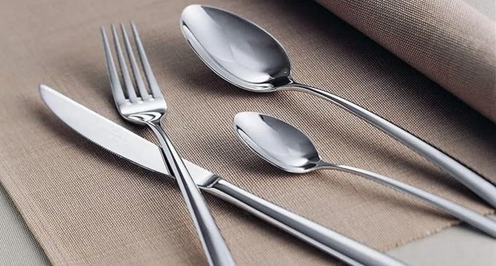 Villeroy & Boch - Piemont Ménagère Couverts 113 Pièces pour 12 Personnes Argent, Garanti Lave-Vaisselle, Couverts INOX, Ensemble Couvert Platine, Set de Couverts de Table, Acier Inoxydable