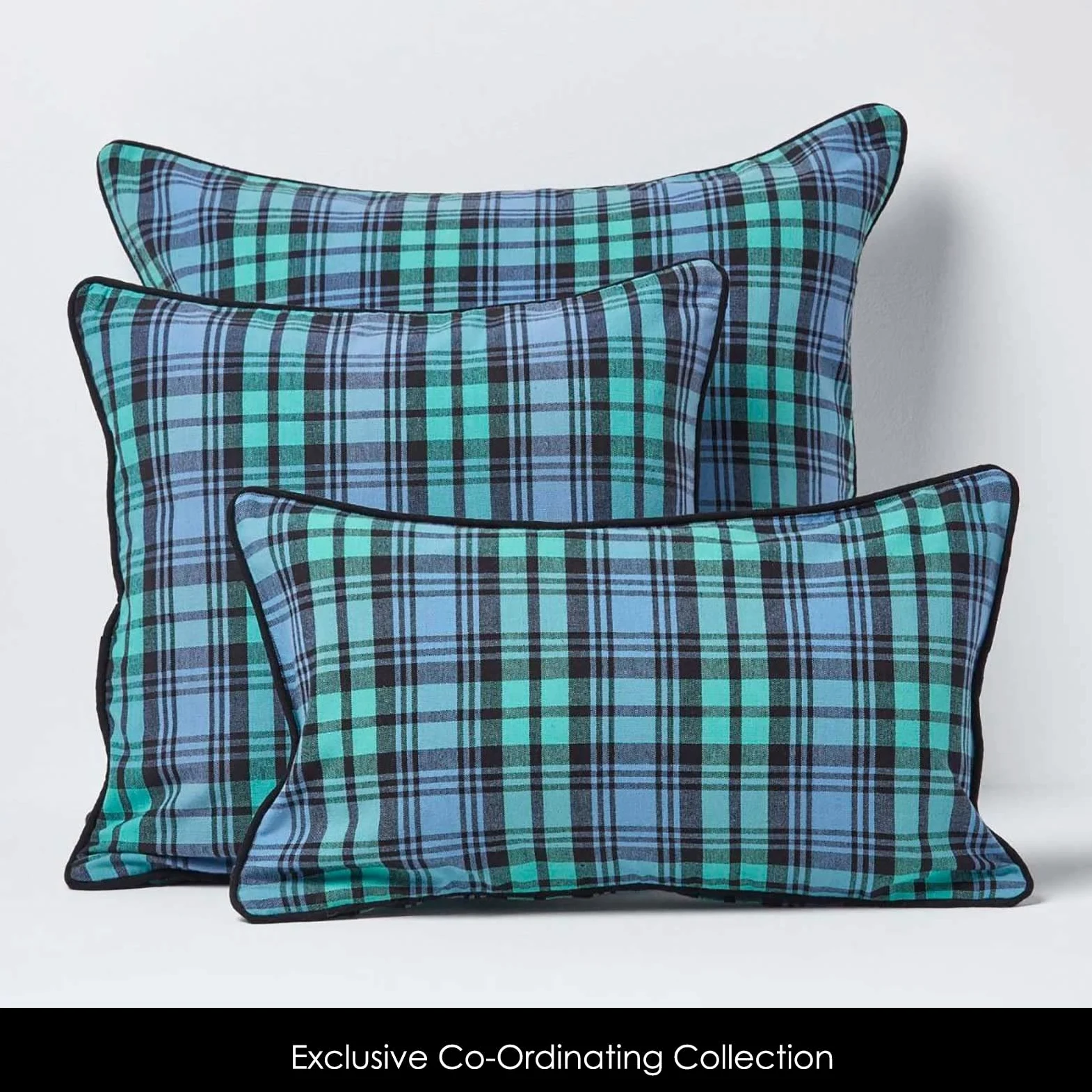 HOMESCAPES – Paire de Rideaux à œillets Bleu Tartan – Blackwatch 137 x 182 cm