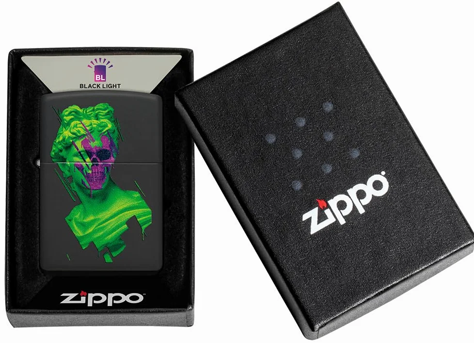 Zippo Briquet Tempête - Skull Hellenism - Noir Mat - Effet Lumière Noire - Rechargeable - Réutilisable - Design Coupe-Vent - Coffret Cadeau - Fabriqué aux États-Unis