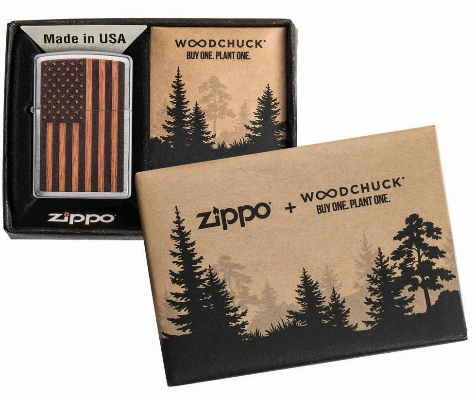 Zippo Briquet tempête – Drapeau américain Woodchuck, Chrome brossé, emblème en Acajou – Rechargeable – Réutilisable – Design Coupe-Vent – Boîte Cadeau – Fabriqué aux États-Unis