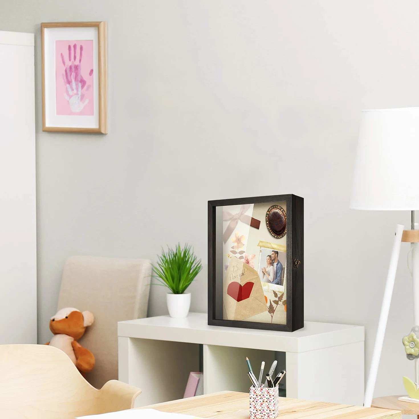 TJ.MOREE Shadowbox Cadre 35 x 28cm Noir Rustique avec Porte Fenêtre en Verre