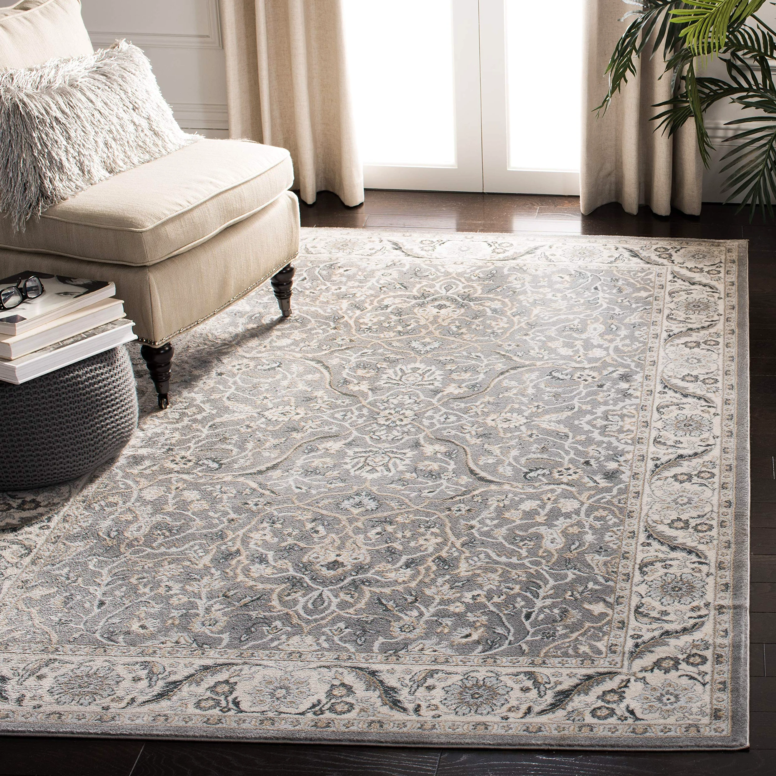 SAFAVIEH Tapis Traditionnel pour Salon, Salle à Manger, Chambre à Coucher - Isabella Collection, Tapis à Poil Court, Gris et Gris foncé, 122 X 183 cm