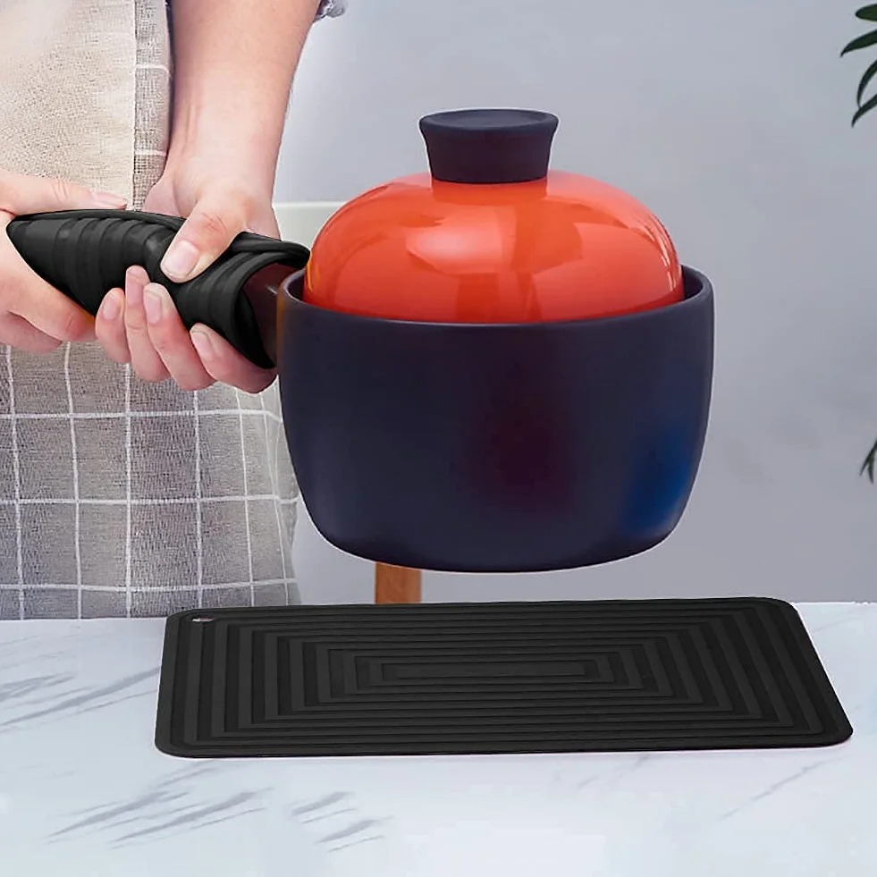 flintronic Silicone Trivet, 2PCS Anti-dérapant Anti-Chaleur 250°C Repose-cuillère Tapis de Table Cuisine