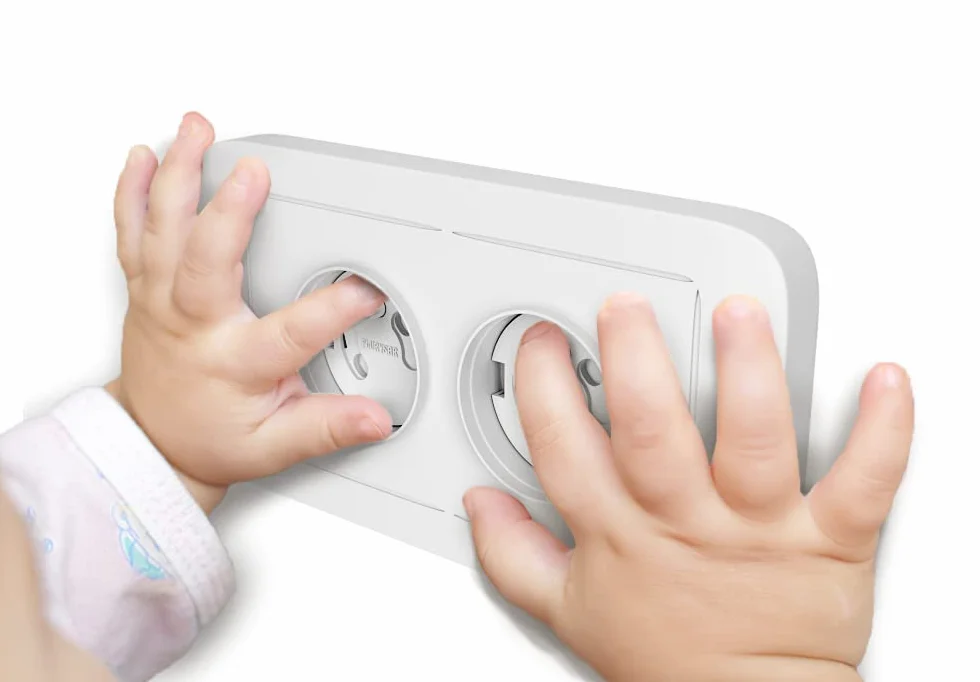 Cache Prise Bébé Française x10 BLANC - Système Automatique Sans Clef Adhésif 3M Protection Enfant