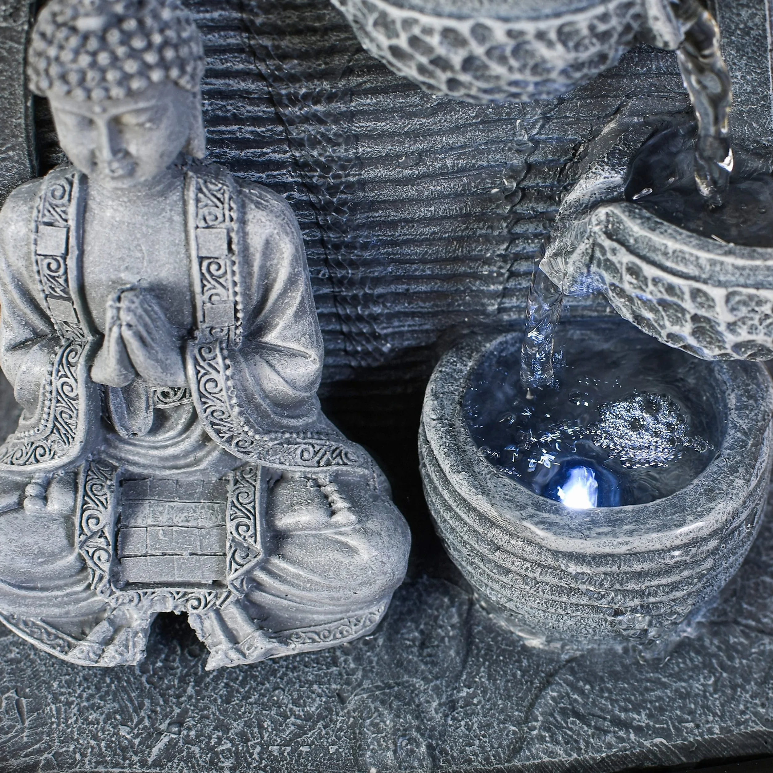 Fontaine d'Intérieur Mur d'Eau Cascade Statue Bouddha Amovible Lumière LED Blanc Circuit fermé H 26cm Décoration Zen Sagesse Zen'Light