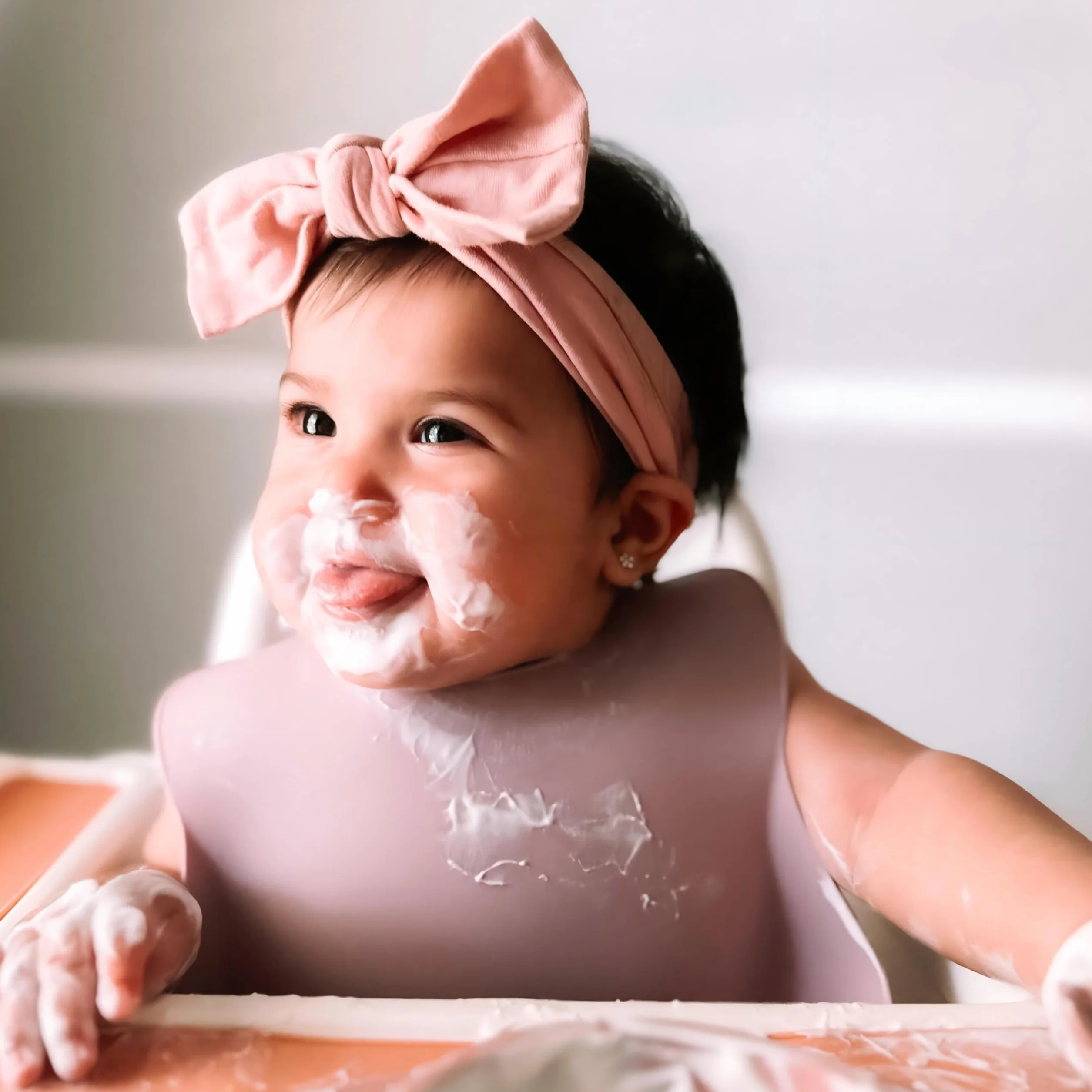 Bavoirs Silicone Bebe sans BPA Imperméable Réglables Naissance