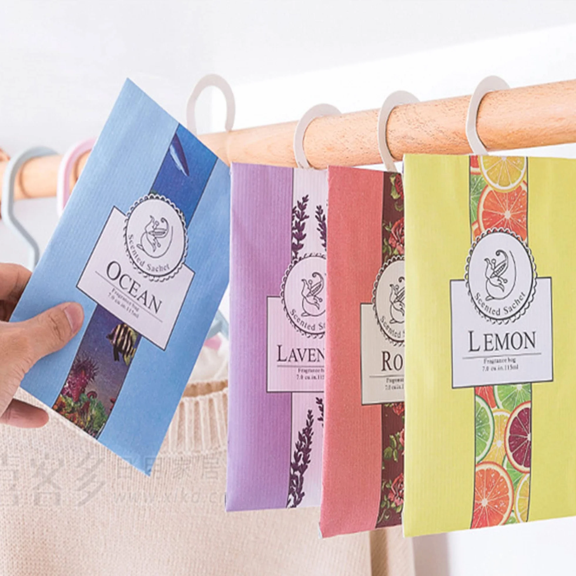 Sachet Armoire Parfumé 6PCS, Parfum d'Ambiance Maison, Lavande Placards Parfum Voiture