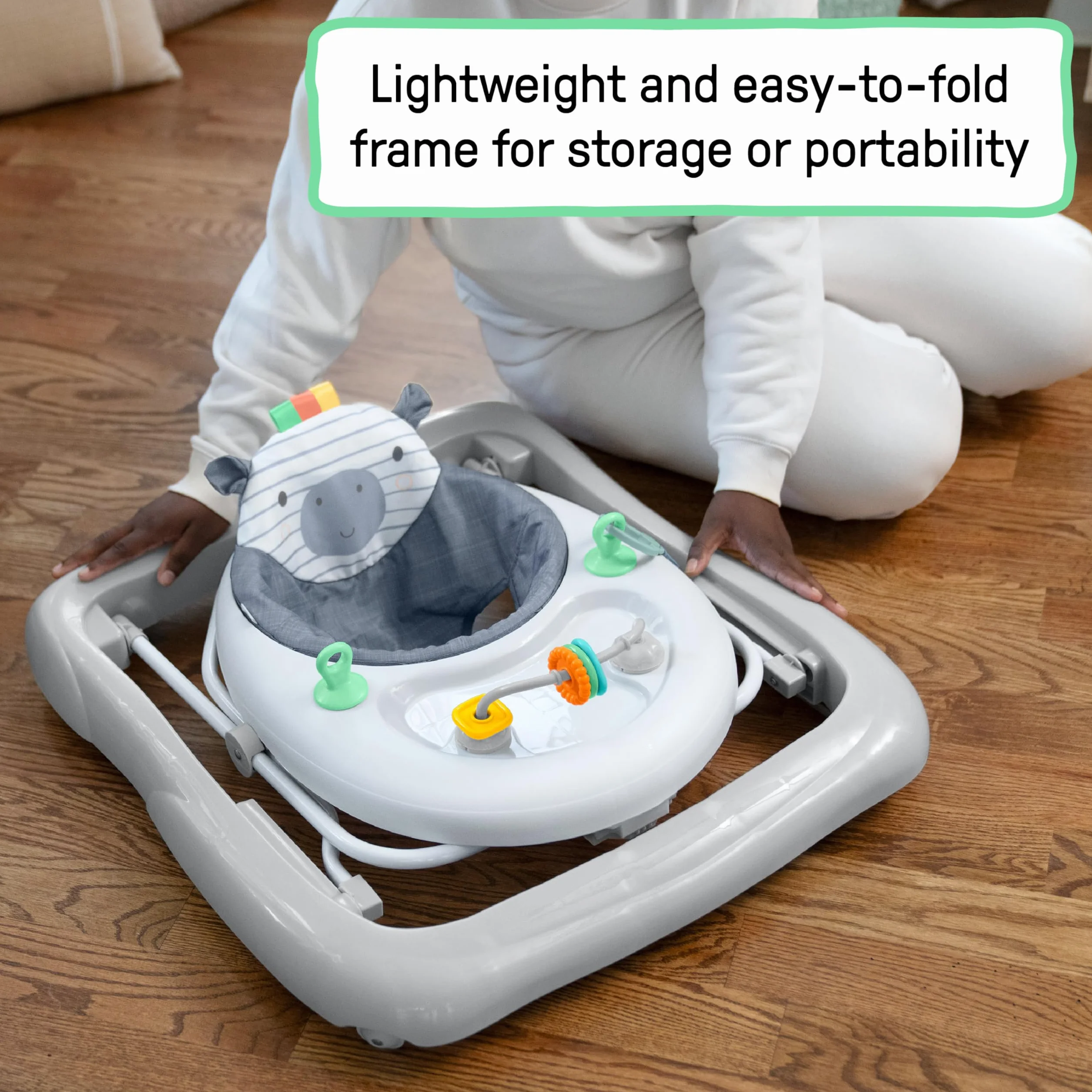 Ingenuity Trotteur Évolutif Smooth Strides Chambray, Trotteur avec Activités, 3 Hauteurs Réglables, Arc d'Activités Ajustable avec Jouets, pour Bébé 6-12 Mois
