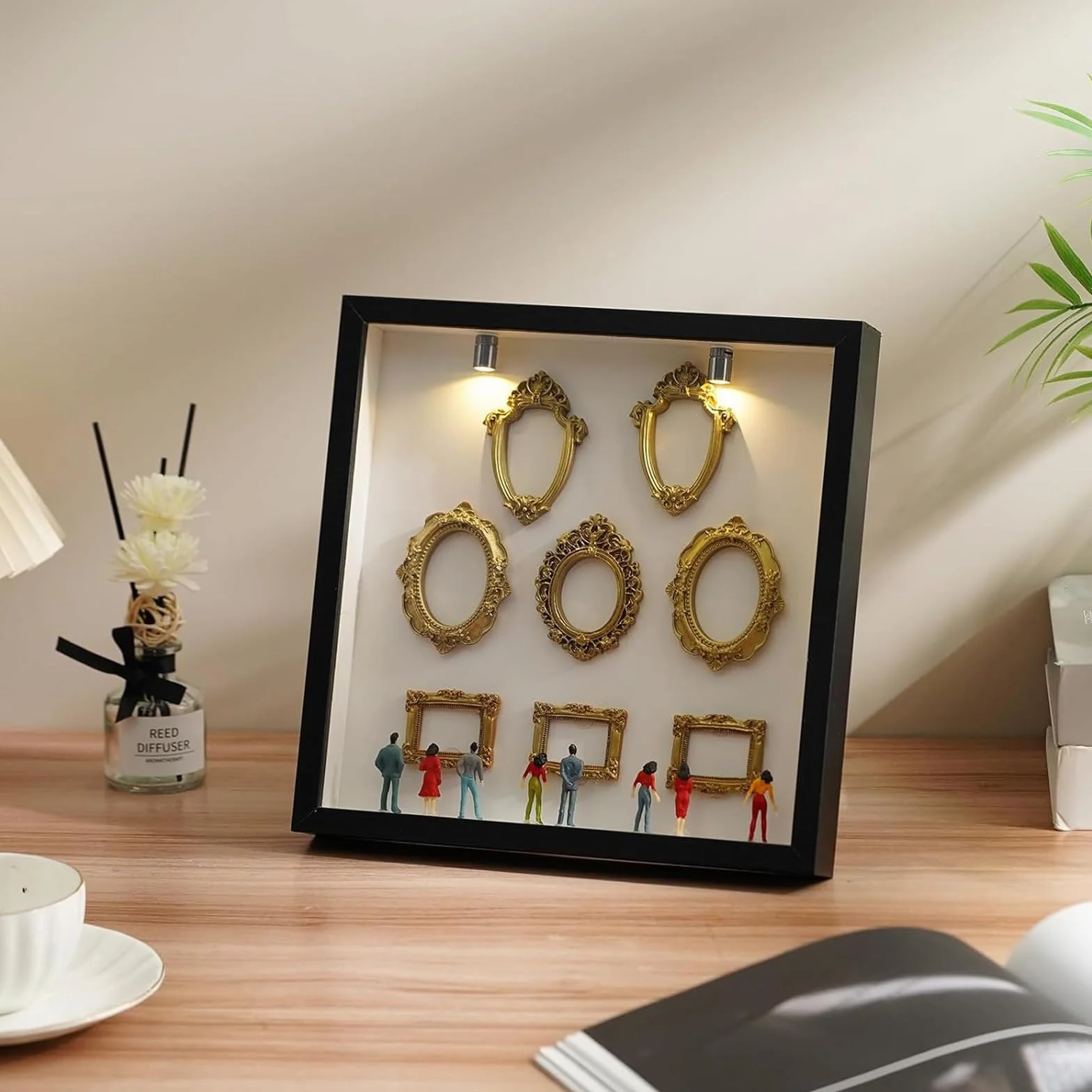 Mini Boîte de Silhouette de Musée à Faire Soi-même avec Cadres Vintage et Lumière LED pour Anniversaire Mariage Souvenir