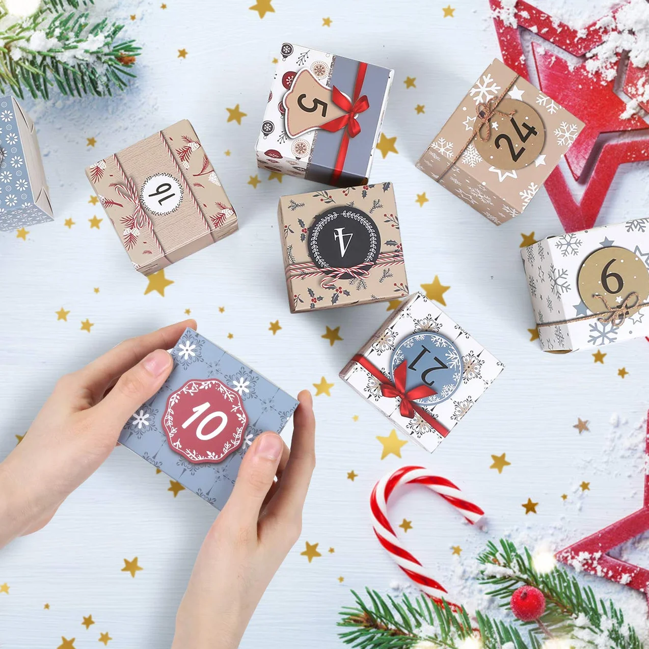 LIHAO Calendrier de l'Avent Vide 2024 24 Boîtes Sacs Papier Kraft Cadeau Noël 7x7x7 cm