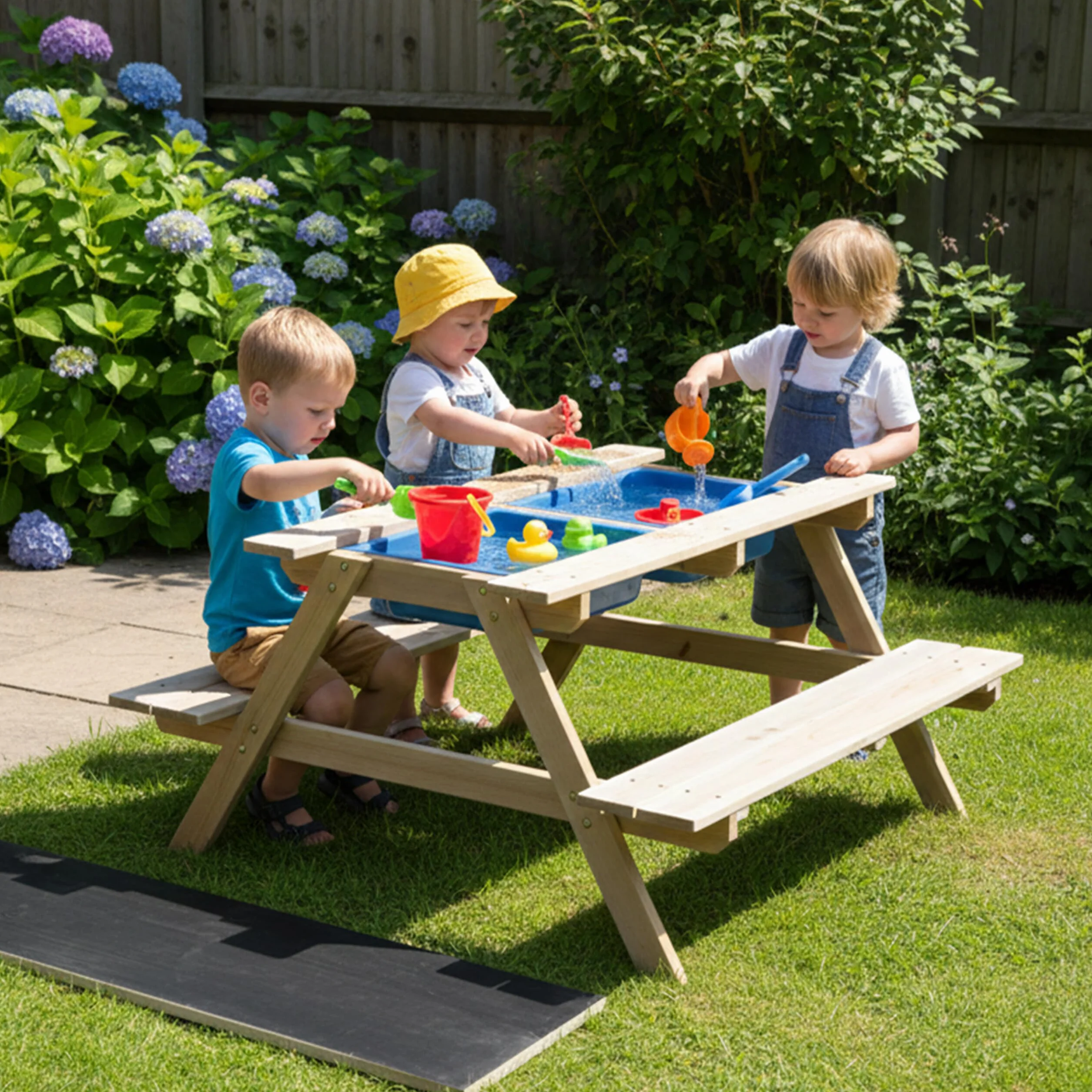Relaxdays Table-bancs Enfants en Bois 3-en-1, Jeu, Cuisine, Pique-Nique, Ardoise, HxLxP 48,5×89×85 cm, Naturel