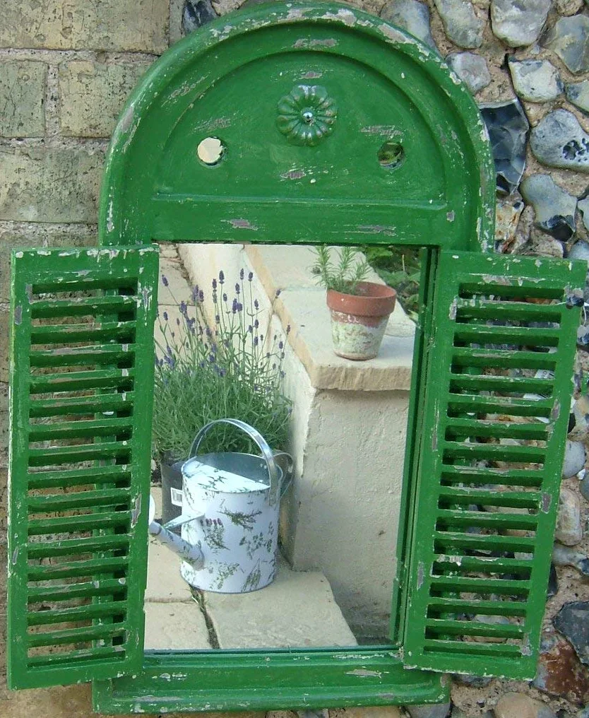 Esschert WD13 – Miroir Mural avec Portes, 39 x 55 cm Vert