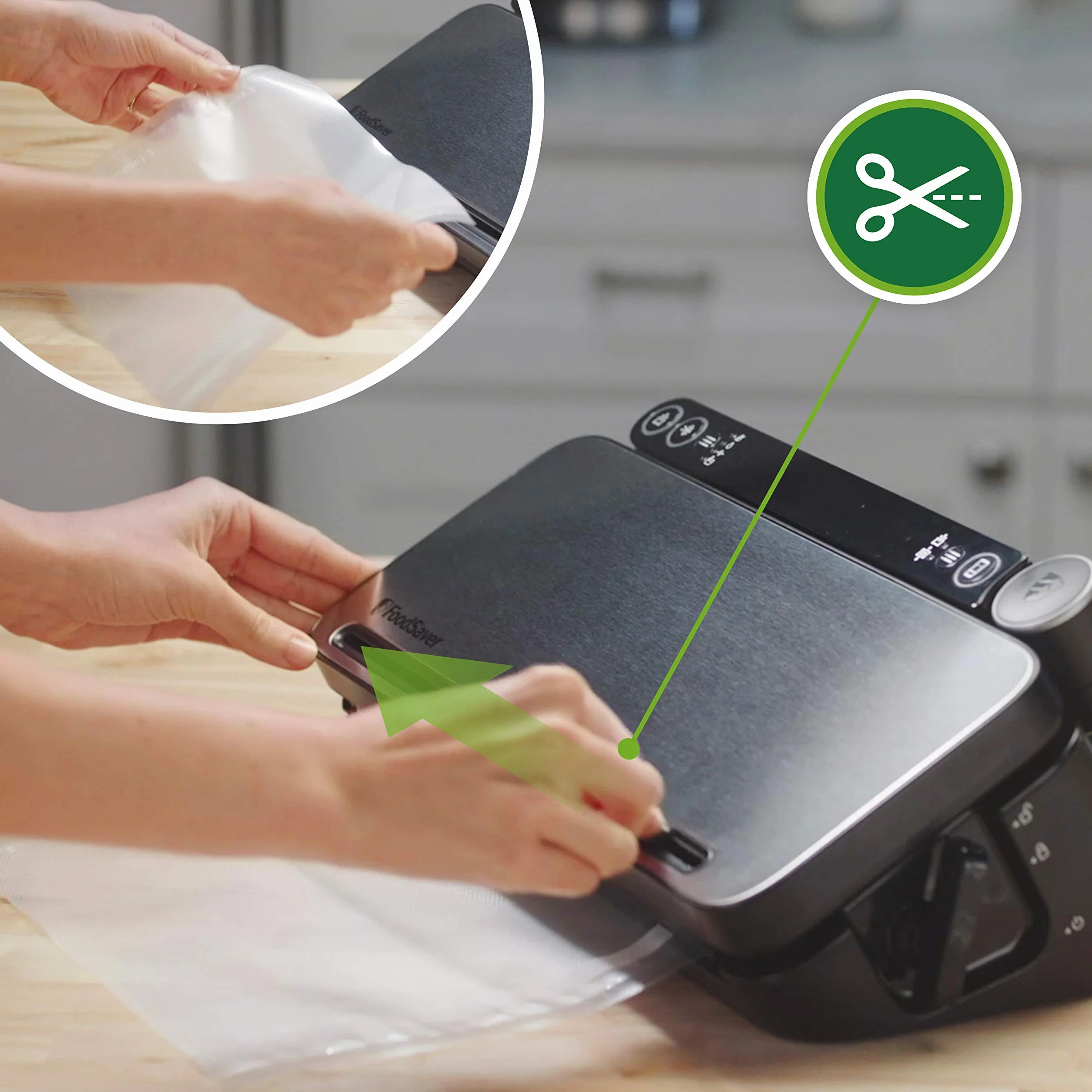 FoodSaver Machine Sous Vide Alimentaire VS3190X avec 1 rouleau, 4 sacs sous vide et 4 sacs zippés