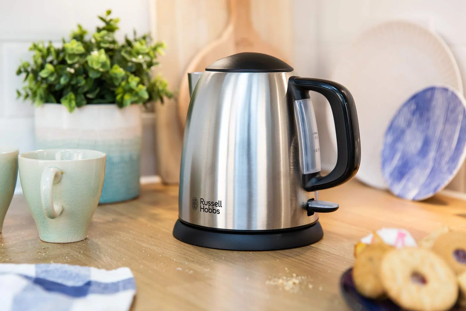 Russell Hobbs Bouilloire Electrique Adventure 1L 2400W 24991-70