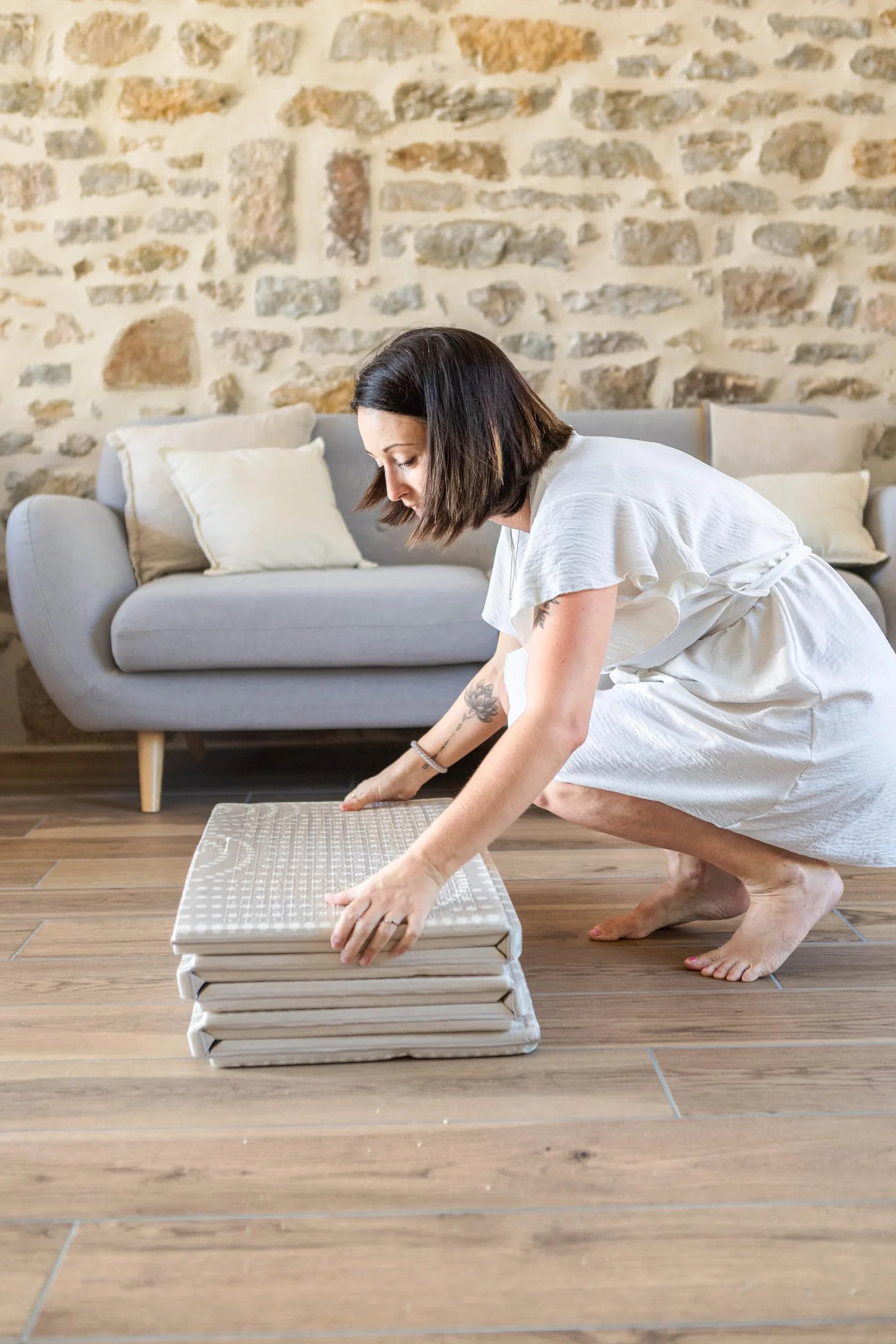 BÉABA Tapis de Motricité XXL 200x150 cm Réversible 2 Faces Mousse Haute Densité 1,5 cm Imperméable Pliable Sac de Transport