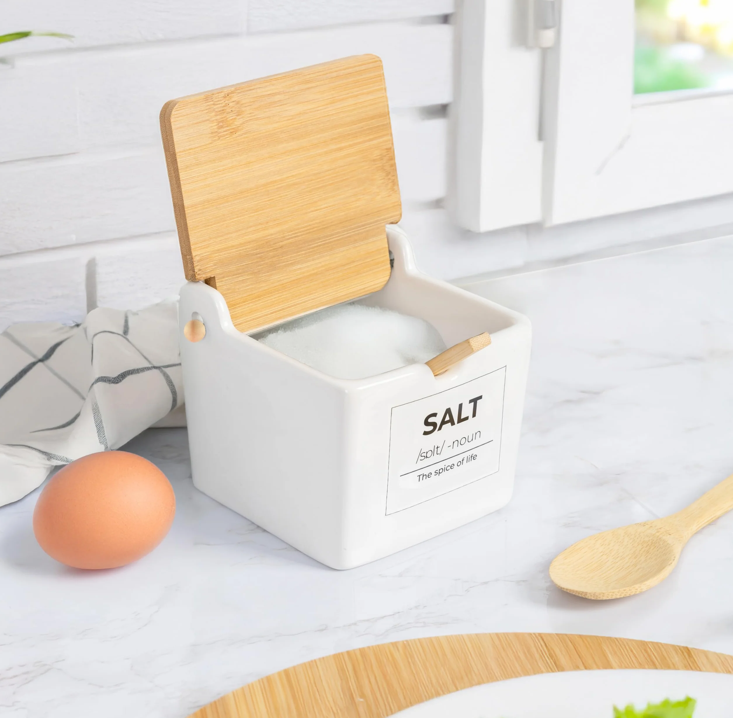 Salière originale en céramique avec couvercle en bois, pot carré 10 x 10 x 9 cm pour sel, sucre, épices