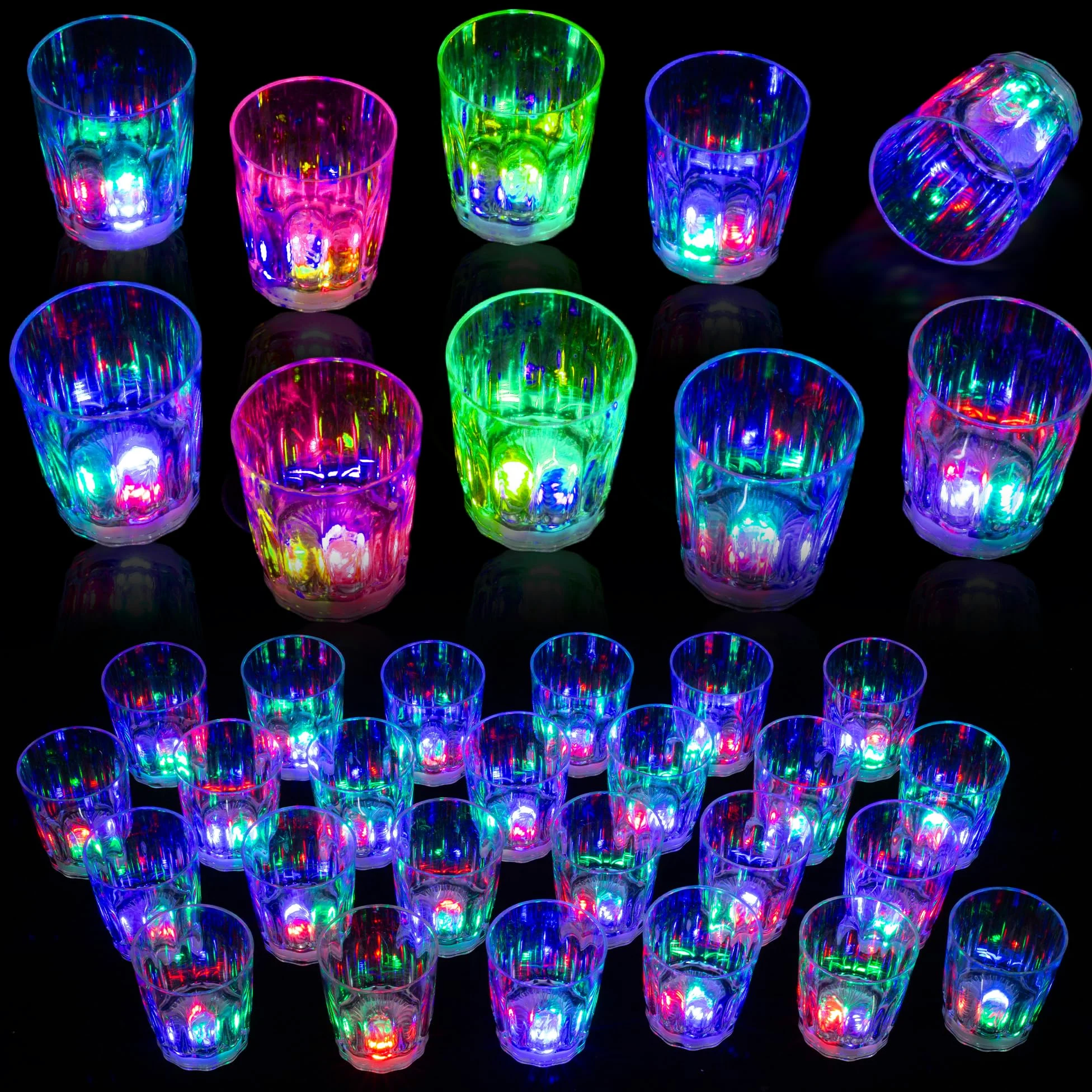 Lot de 48 verres à shot lumineux à DEL pour adultes - Verres à shot phosphorescents pour fête d'anniversaire, Noël, Halloween, bar, Pâques