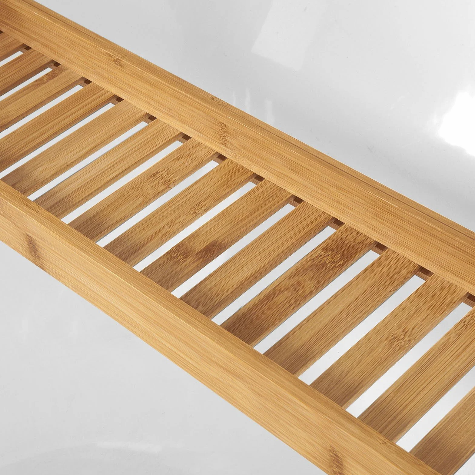 SoBuy Plateau de Baignoire en Bambou 80 cm – Pont de Baignoire en Bois pour Grandes Baignoires, Support Verre de Vin & Emplacement Bougie
