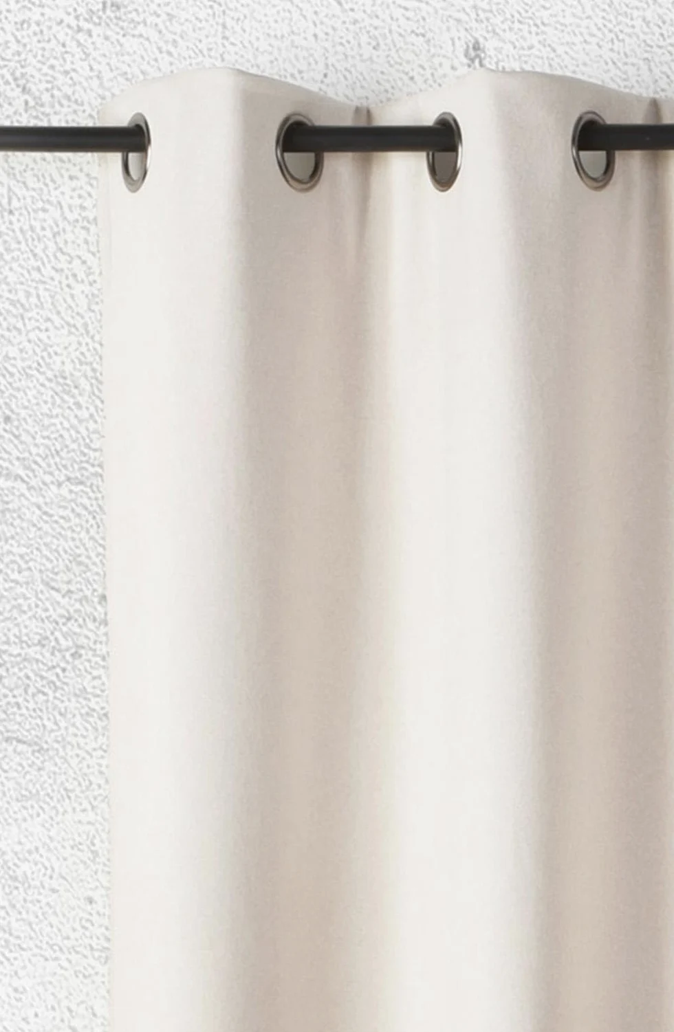 Linder Rideau Isolant obscurcissant Thermique - Effet Peau de pêche - Coloris Blanc Craie - Finition œillets Canon de Fusil - Dimensions 135x260cm - 100% Polyester - Collection Baltic