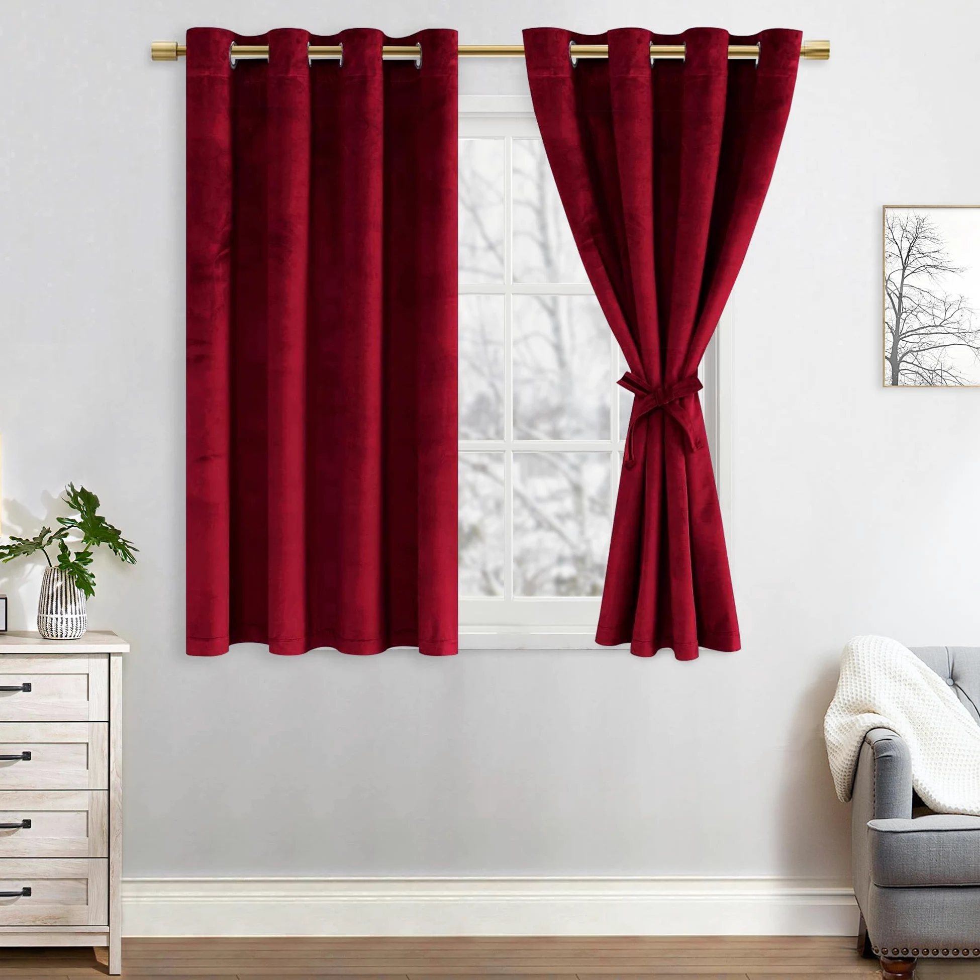 JIUZHEN Décorations de Noël Lot de 2 Rideaux Velours Occultants Doux et Opaques à Oeillets Rideau Thermique Isolant Anti Chaleur et Frois pour Chambre Décoration 140x145cm (LxH) Rouge Bordeaux