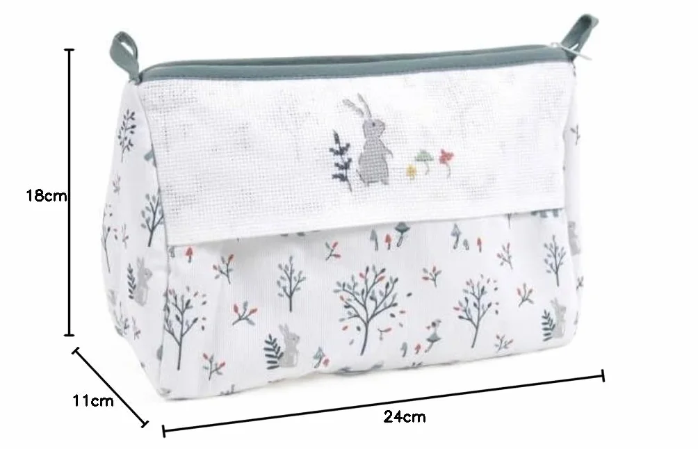 Trousse de toilette à broder Forêt enchantée motif gratuit