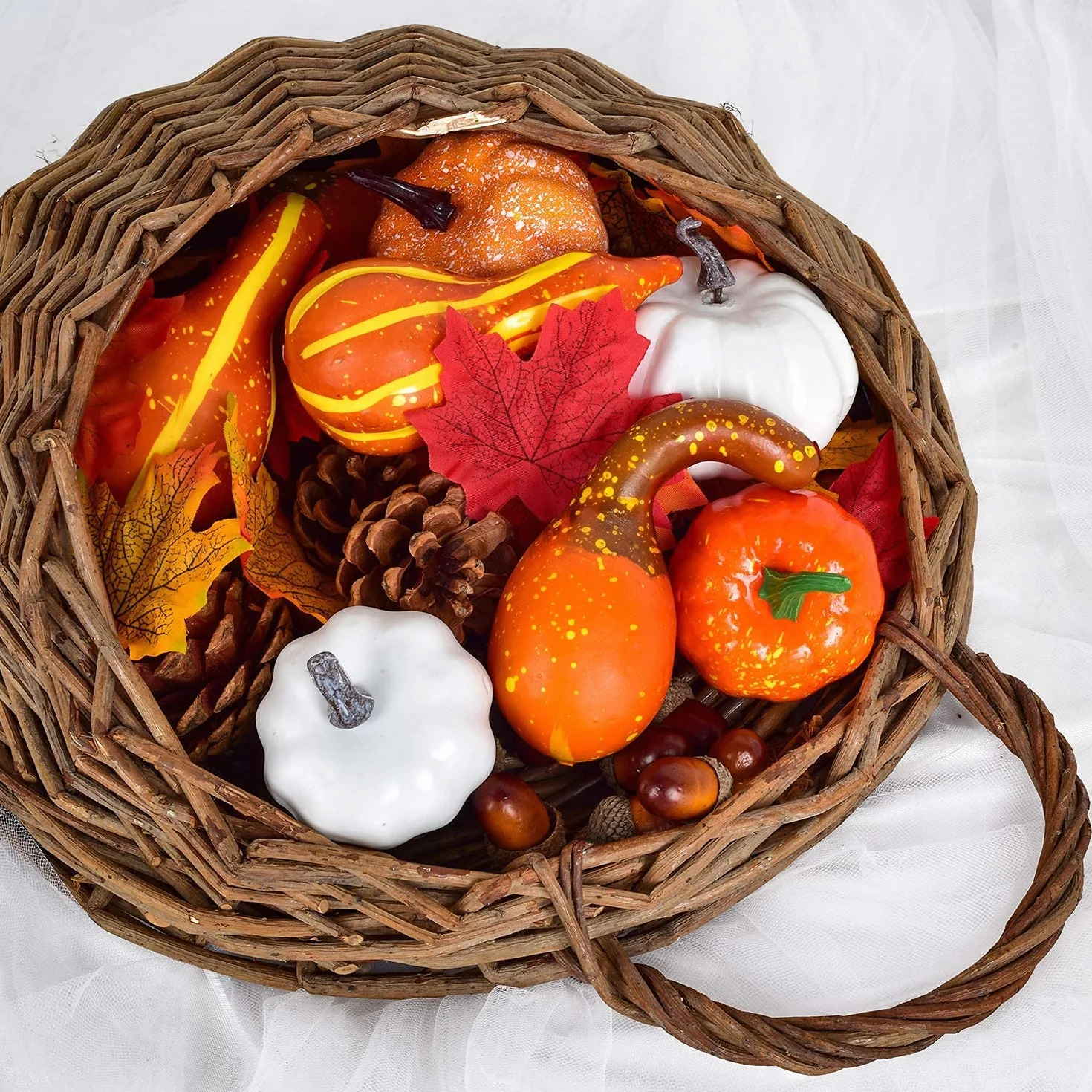 HBell Lot de 172 mini citrouilles artificielles Halloween pommes de pin feuilles d'érable glands décorations automne