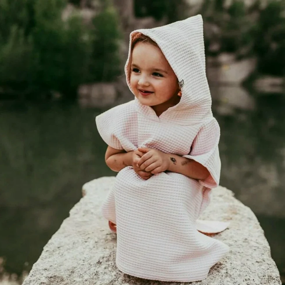 ZBDP Lot de 2 poncho à capuche pour enfants Serviette de plage Poncho Couleur unie Couverture à capuche après le bain Séchage rapide pour la plage, la natation et le bain