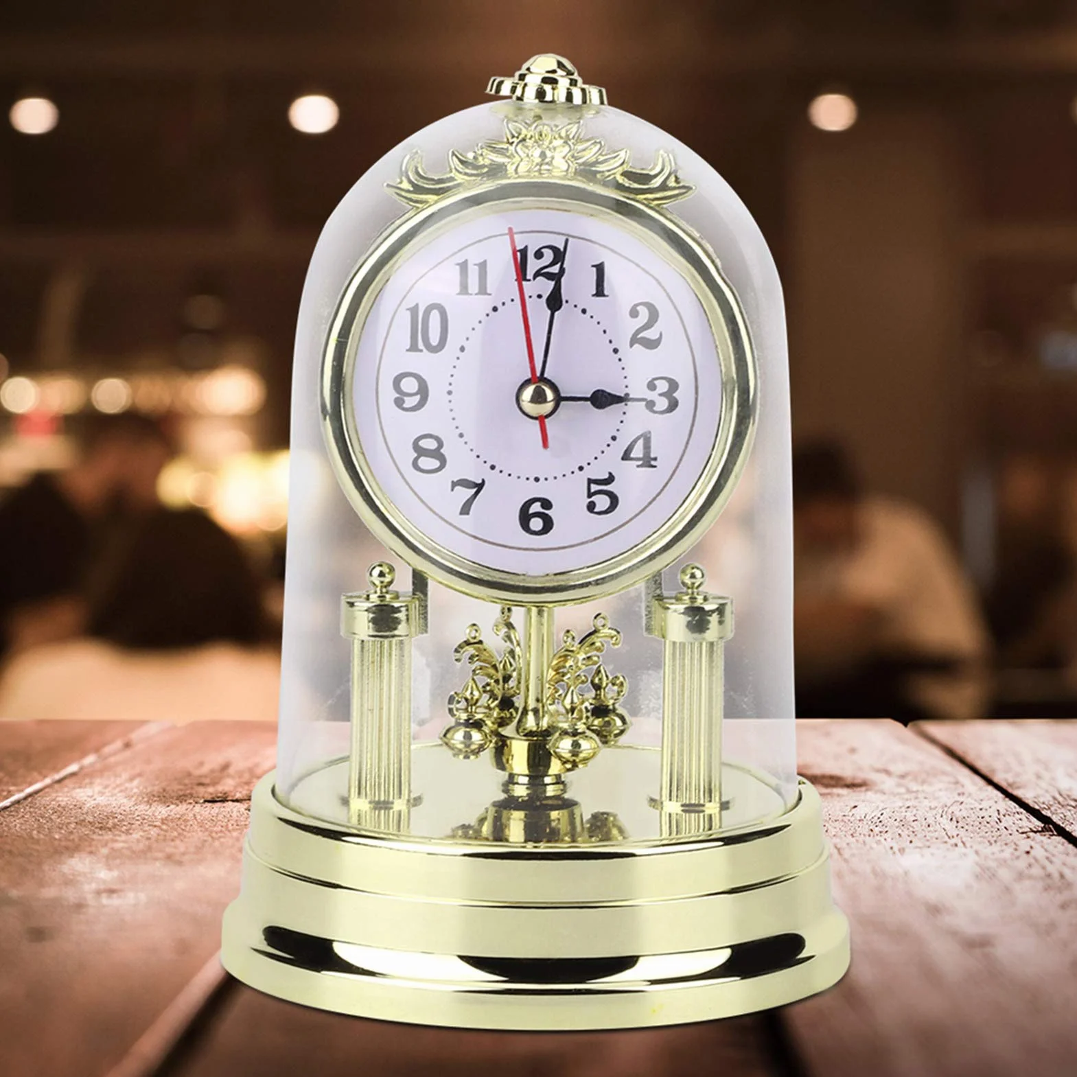Horloge de Table Antique Silencieuse Européenne Style Rétro Or Décoration Intérieure