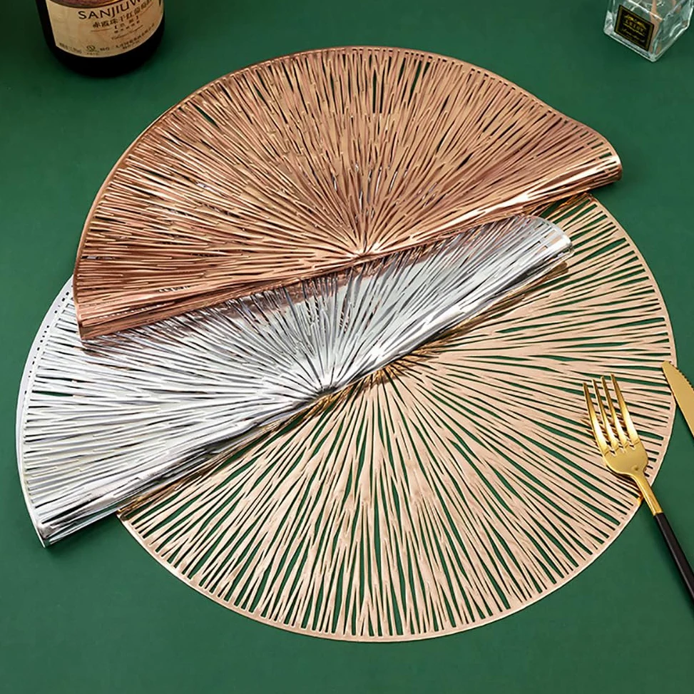 Creative Line Art Round Placemat - 38 Cm / 14,9 Pouces PVC Mat De Table Imperméable, Tapis À Manger Contemporain pour Cuisine, Restaurants,Or Rose,12pcs