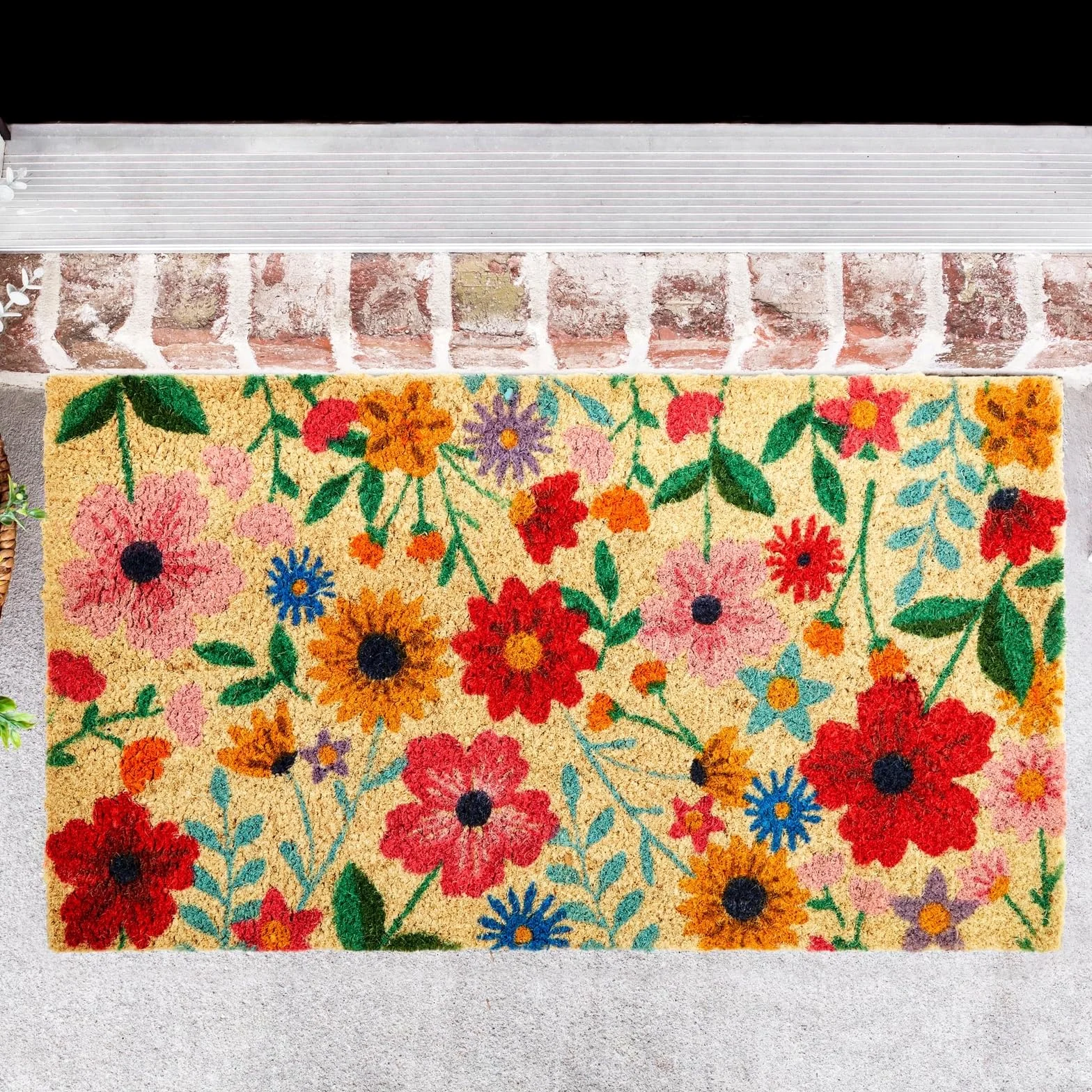 Juvale Paillasson en fibre de coco naturelle avec fleurs printanières, 43,2 x 76,2 cm pour porte d'entrée, tapis demi-rond de fleurs sauvages d'extérieur pour décoration d'intérieur