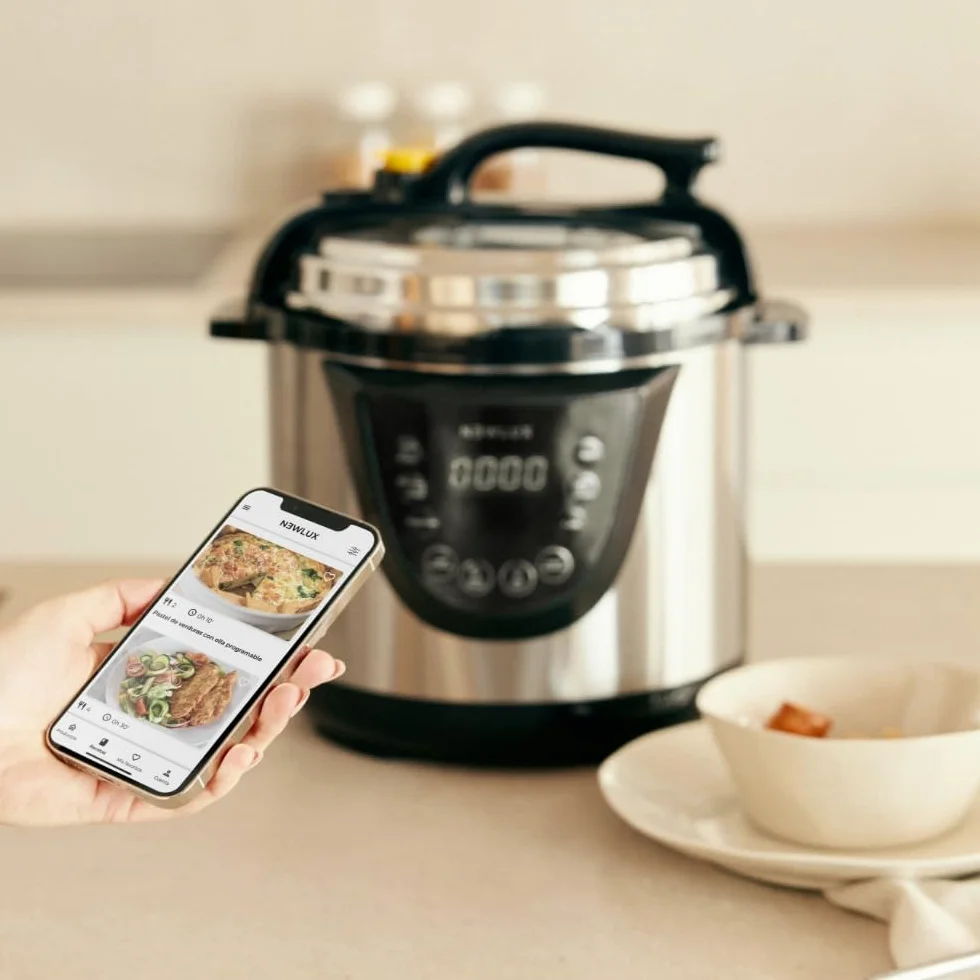 Mijoteuse Électrique Programmable NEWLUX Chef Pot V110, 1000W, 6L, 10 Programmes, Duo-pressure