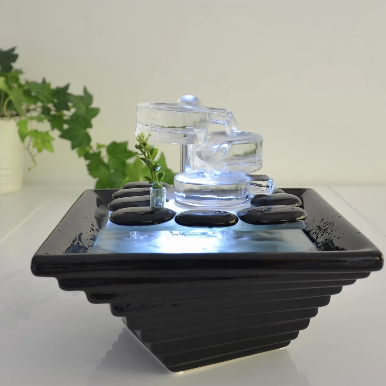 Fontaine d’Intérieur en Céramique et Verre Himalaya Zen’Light 20x23x23cm Méditation Zen