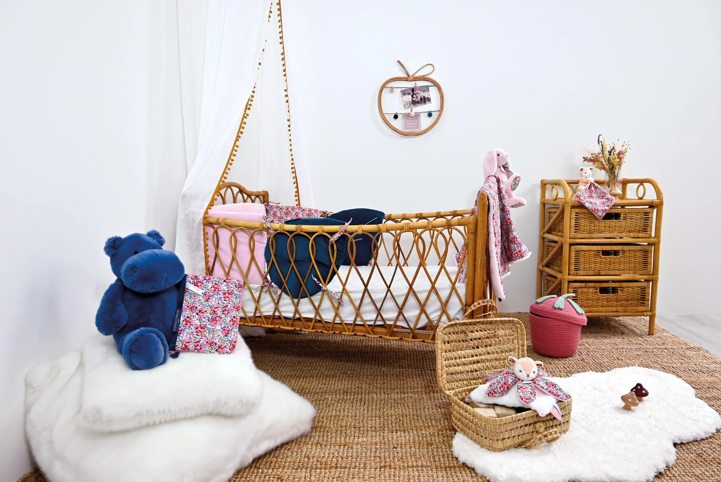 DOUDOU ET COMPAGNIE Plaid Douceur Rose Fleuri 70 x 100 cm 100% Coton Peluche Bébé