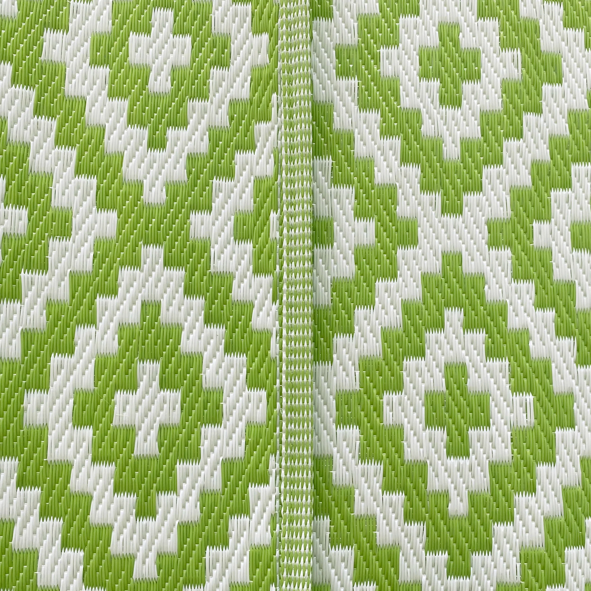CARPETIA Tapis d'extérieur résistant aux intempéries, Plastique, Tapis d'auvent de Camping, Tapis de Jardin, Tapis de Balcon, Tapis Long, Motif en Losange, Vert Blanc 90 x 300 cm