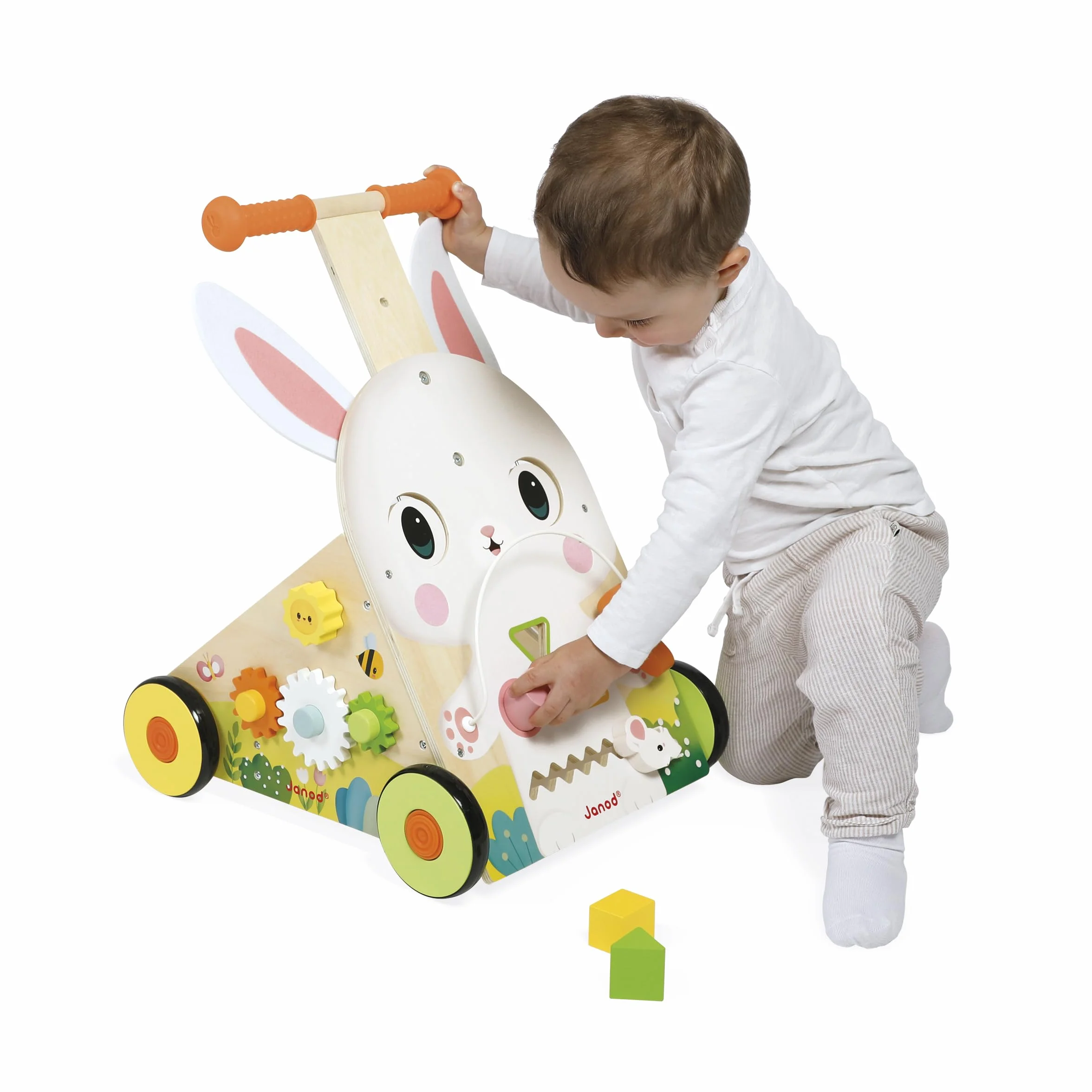 Janod Chariot Multi-Activités Ferme en Bois à Pousser 9 Activités Système Frein Breveté Roues Silencieuses Jouet Eveil Enfants Dès 12 Mois