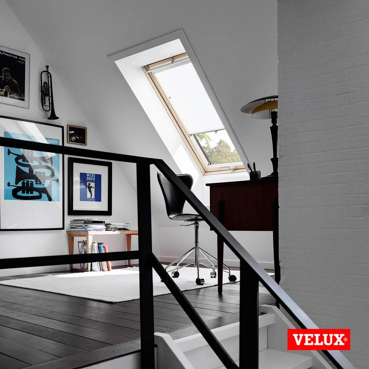 VELUX Store Rideau, CK04, C04, CK02, C02, CK01, C01, Bleu Foncé | Ajustement de la lumière, diffusion du soleil