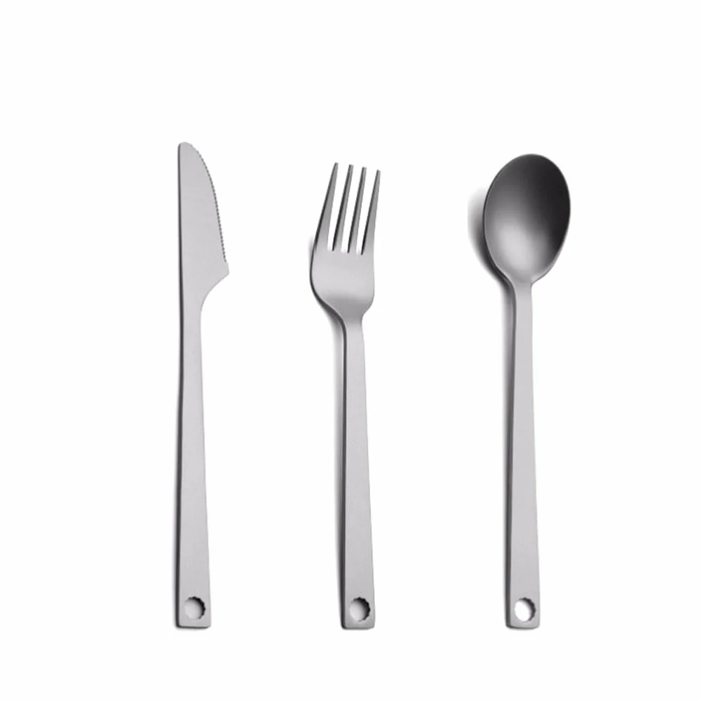 Beau Couverts en Alliage de Titane, Couteau, Fourchette et cuillère, Ensemble de Couverts de Cuisine Domestique, Vaisselle Portable de Camping en Plein air (Argent) Pratique