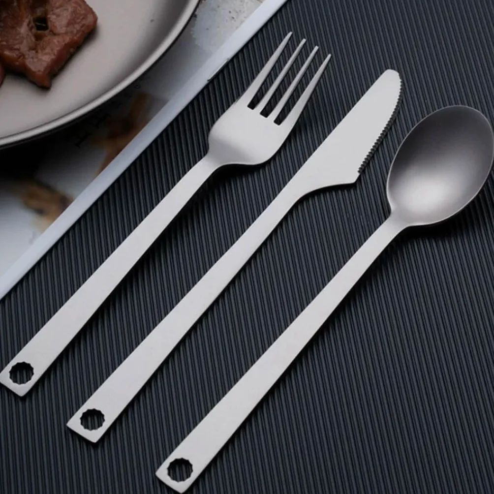 Beau Couverts en Alliage de Titane, Couteau, Fourchette et cuillère, Ensemble de Couverts de Cuisine Domestique, Vaisselle Portable de Camping en Plein air (Argent) Pratique