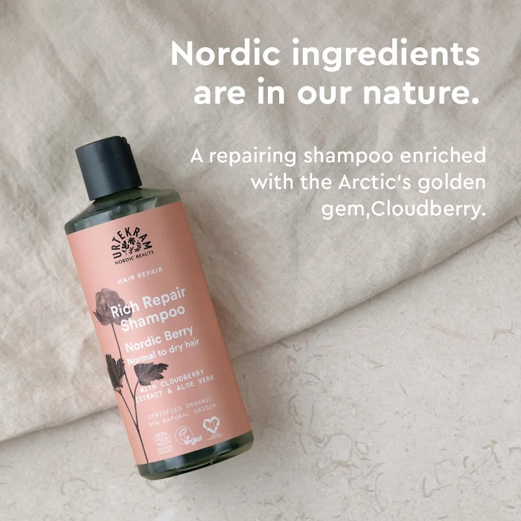 Urtekram Nordic Berry Shampoo Hydratant Réparateur Aloe Vera Mûre Arctique Cheveux Normaux à Secs 500 ml