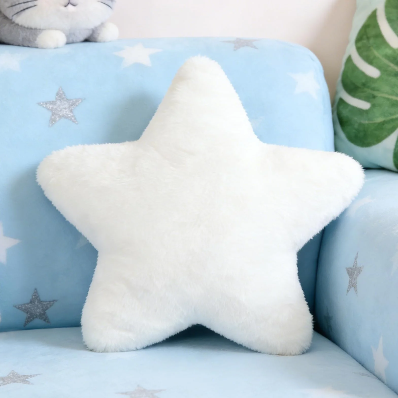 Coussin en peluche étoile décoratif 30 x 30 cm Blanc
