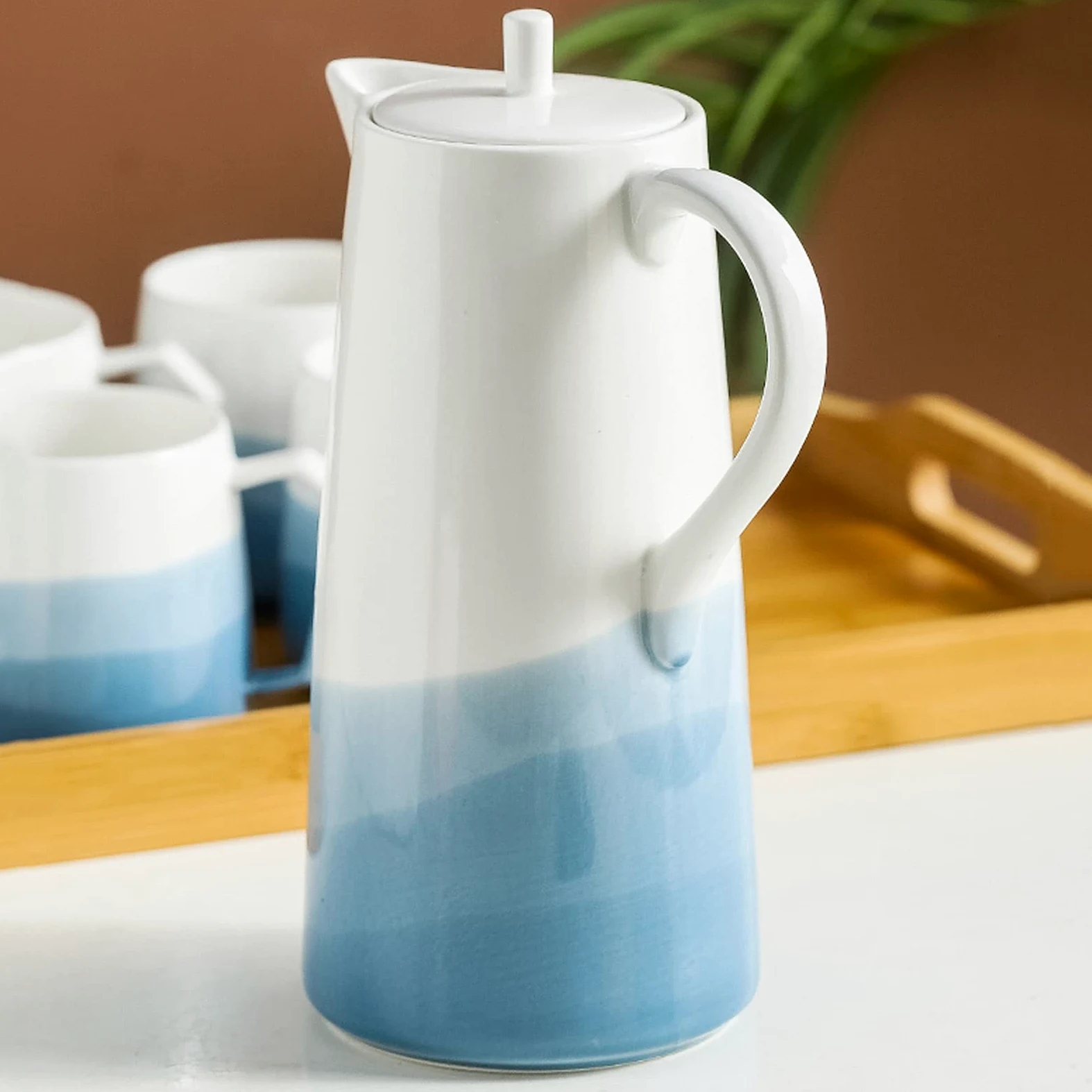 Pichet Pichet céramique créatif avec poignée et Couvercle Domestique pichet résistant à la température Haute température avec Design de Bec de olécranon sans Goutte Pichets