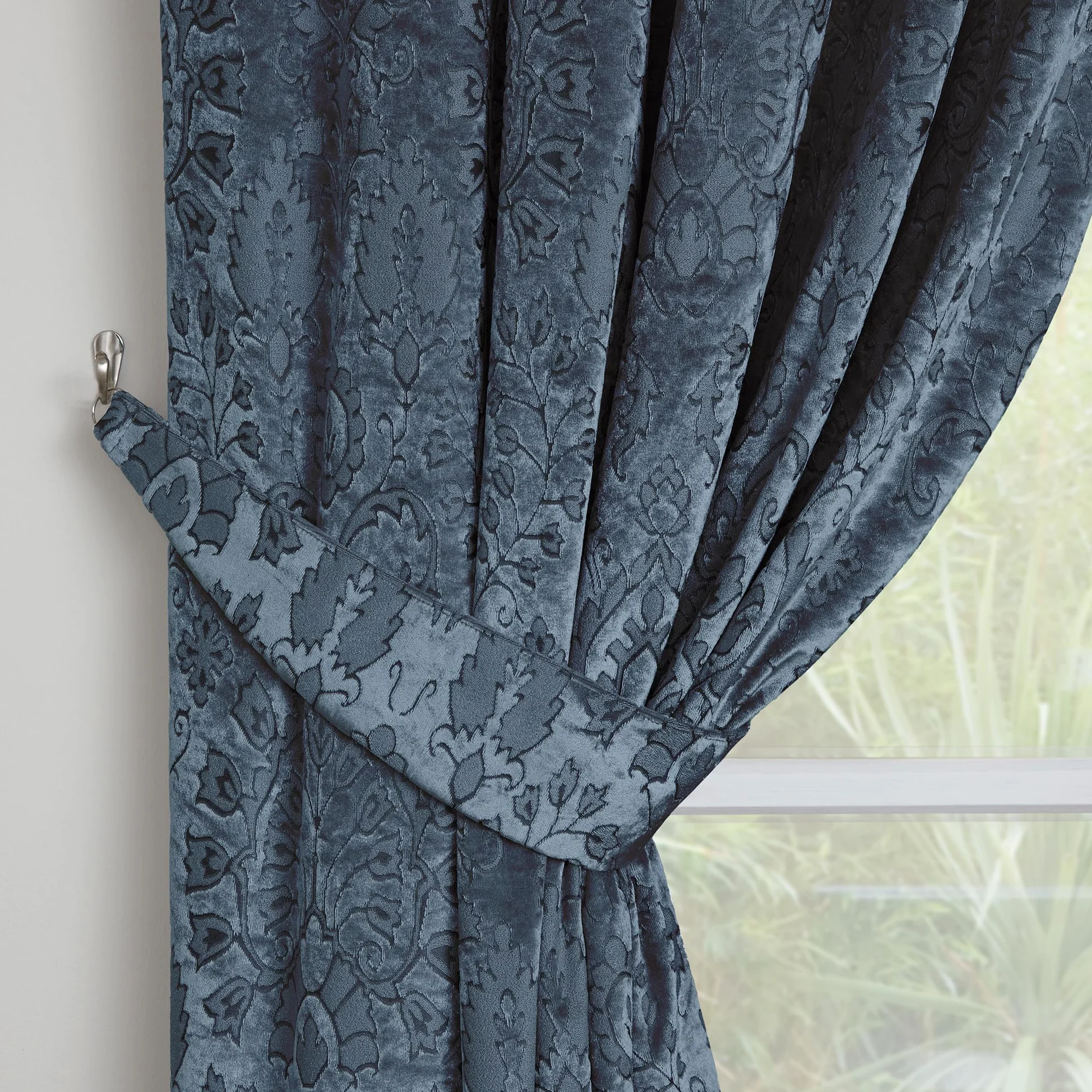 Curtina - Rideaux damassés en Velours Bleu Marine - 168 x 229 cm - 2 embrasses incluses - 2 Panneaux - Tissé en Bleu Marine - Rideaux de Luxe