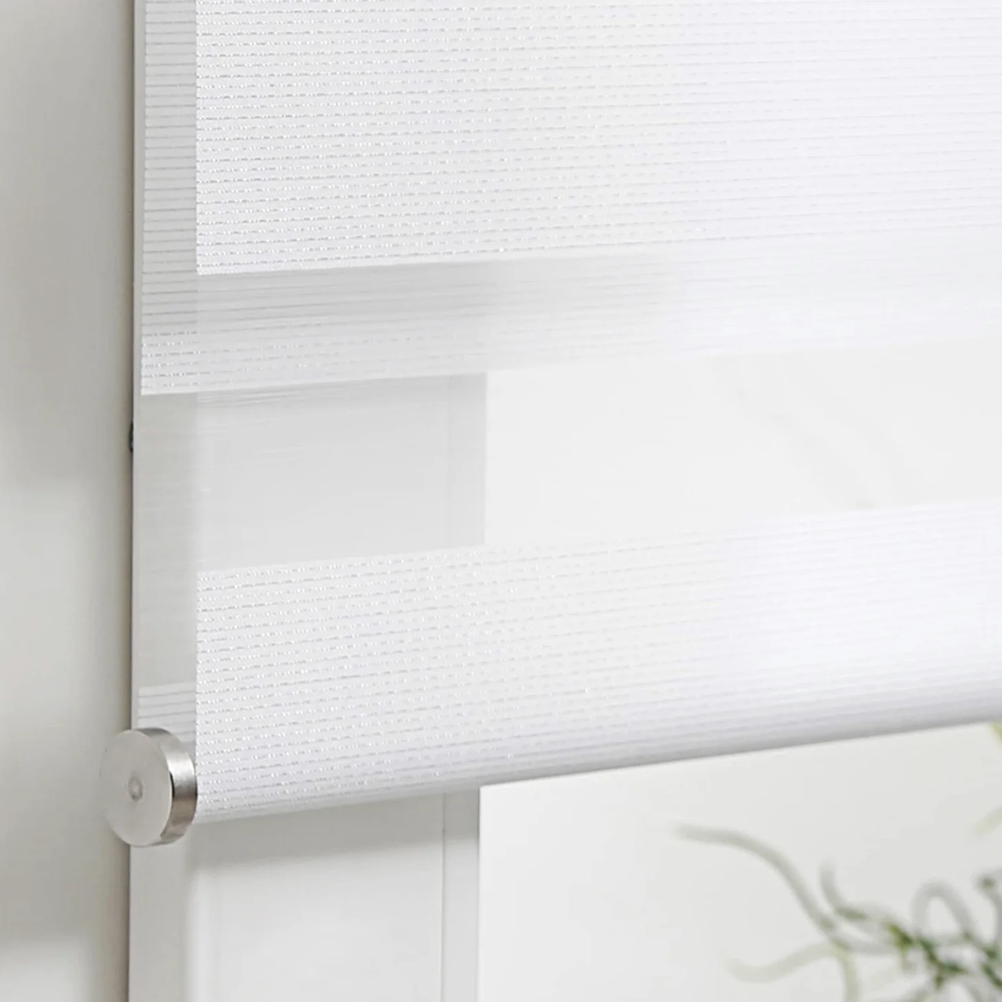 MADECOSTORE Store Enrouleur Jour Nuit texturé Lurex avec Coffre - Gamme Must - Blanc - L63 x H250cm