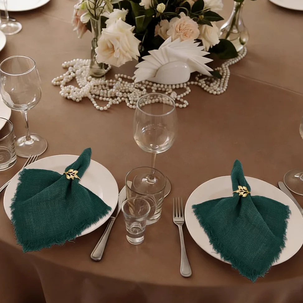 UNICRAFTALE 100pcs Anneaux de Serviette en Feuille Dorée en Alliage en Gros Porte Serviette Métallique Décor de Serviette pour Dîners Banquets Thanksgiving Noël Fêtes Mariage