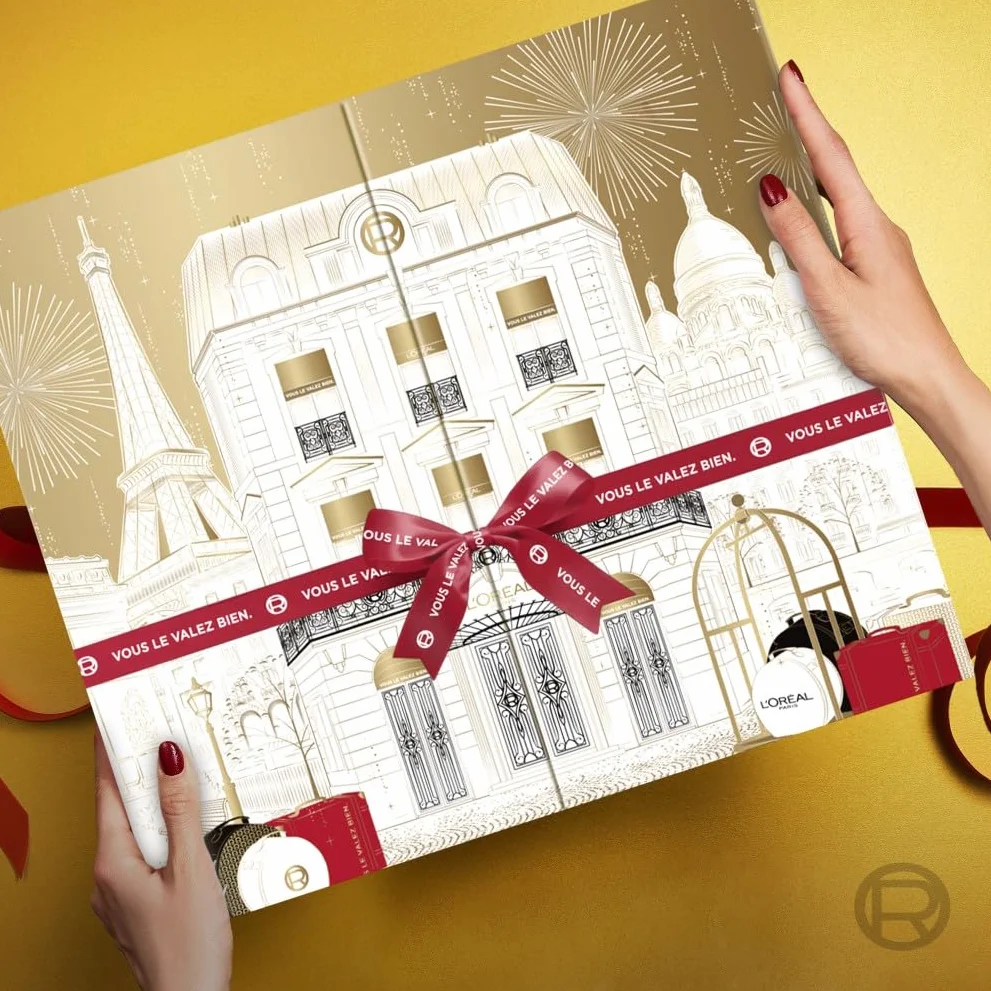 L'Oréal Paris Calendrier de l'Avent 24 Jours Coffret Cadeau Noël Maquillage Soins Visage Cheveux 24 Produits Beauté Taille Réelle