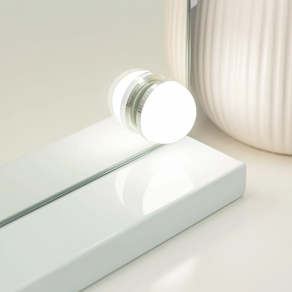 Flamingueo Miroir Coiffeuse Lumineux Bande LED 3 Modes Intensité Réglable Contrôle Tactile Blanc 58x12x43cm