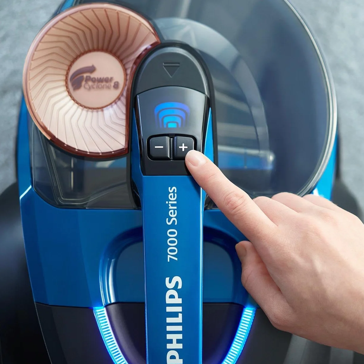 Philips Aspirateur sans Sac Série 7000 - 900W, HEPA 13, PowerCyclone8, Brosse Turbo Animaux, Compact, Bleu foncé