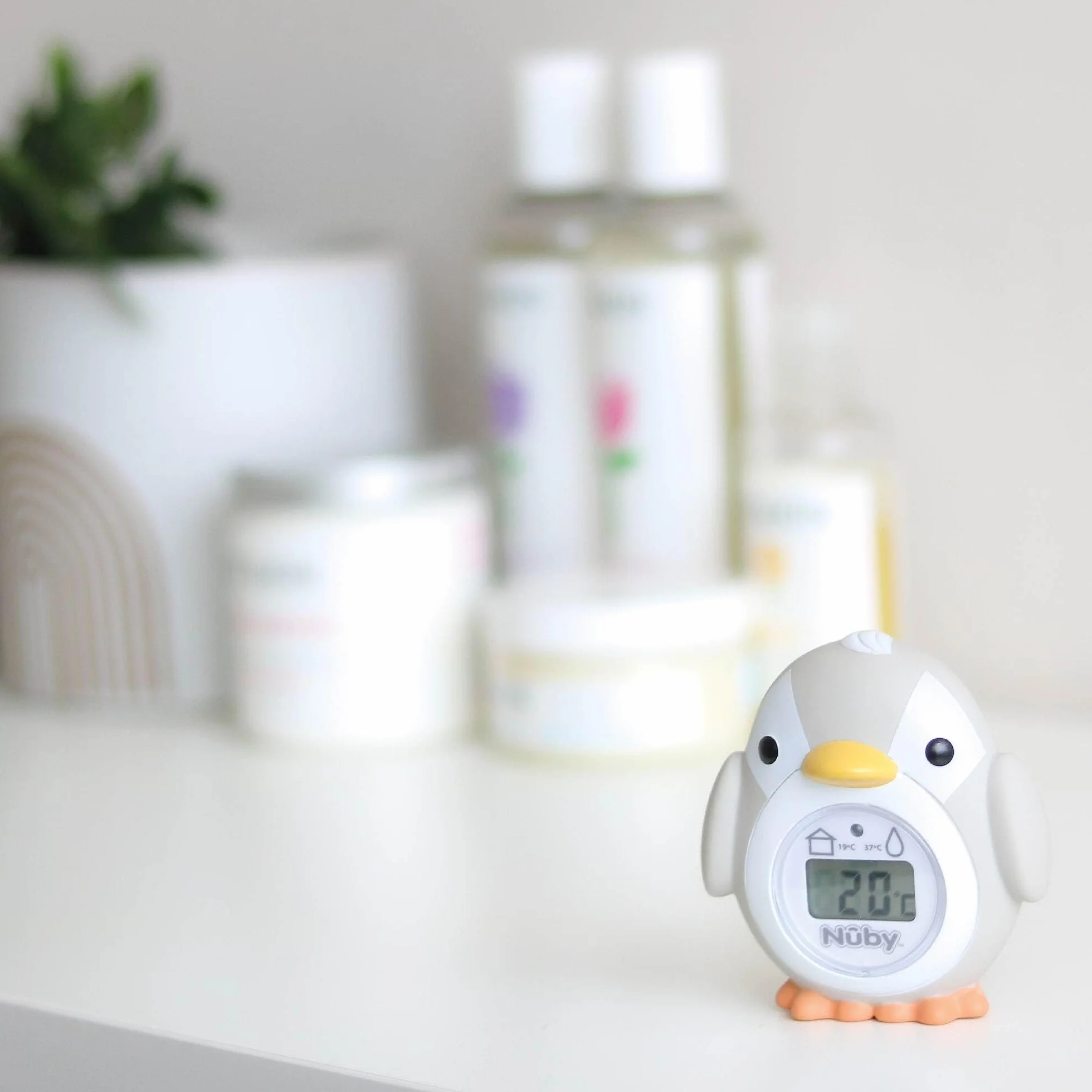 Nuby Thermomètre de Bain Bébé en Forme de Pingouin | Écran Facile à Lire | Température Précise de l’Eau