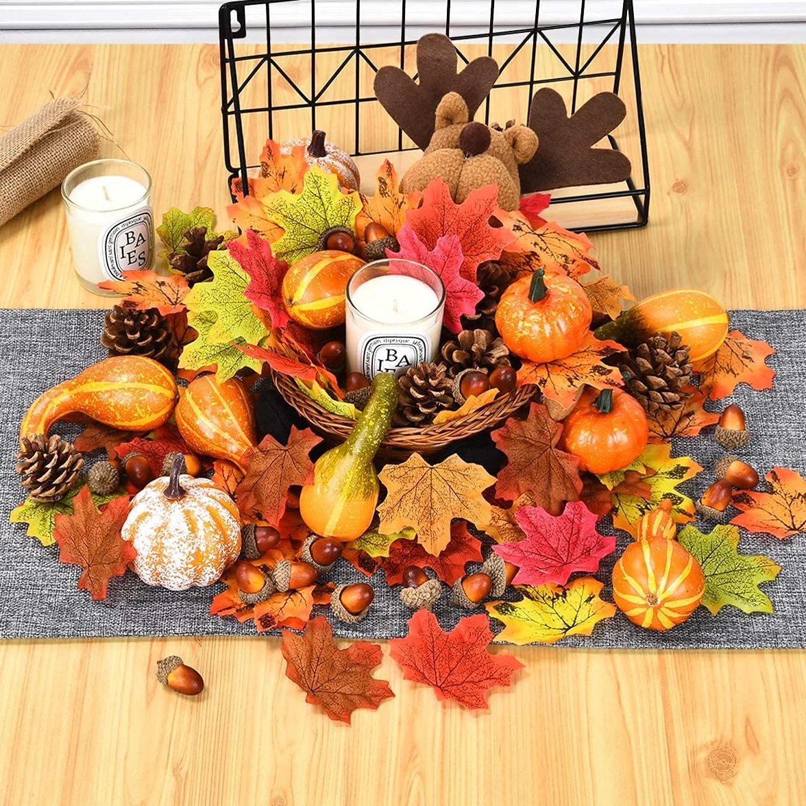 HBell Lot de 172 mini citrouilles artificielles Halloween pommes de pin feuilles d'érable glands décorations automne